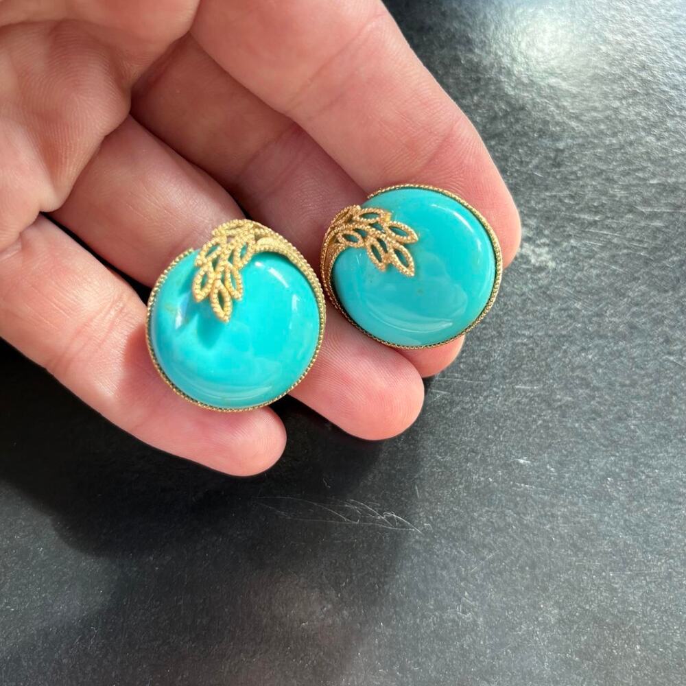 Vintage crown Trifari faux turquoise clip on earrings